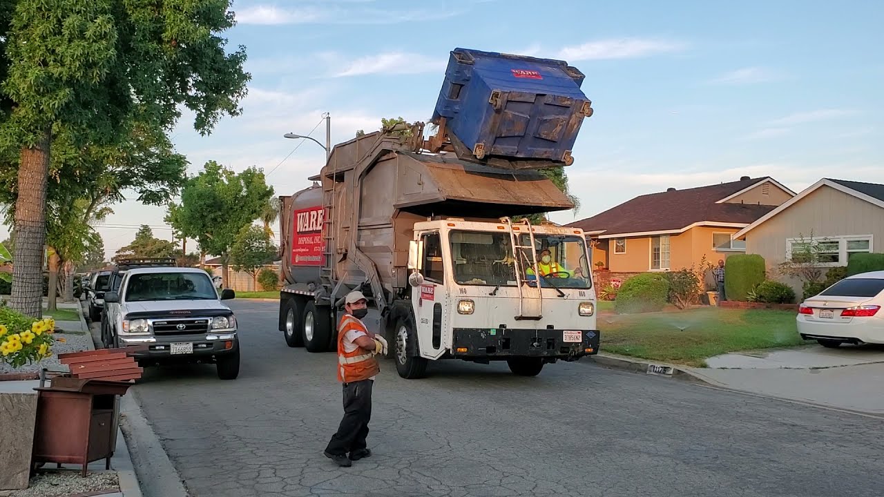 Ware Disposal CCC/Amrep FL Garbage Truck on Bulky Items