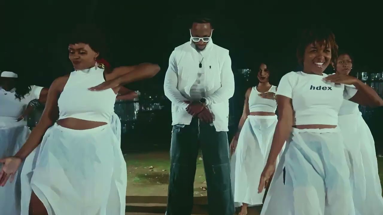 Moonstar -  BaBou Tight King (Official Video)