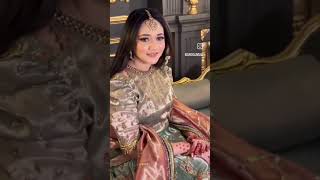 Pretty Eman In Asjads Mehndi