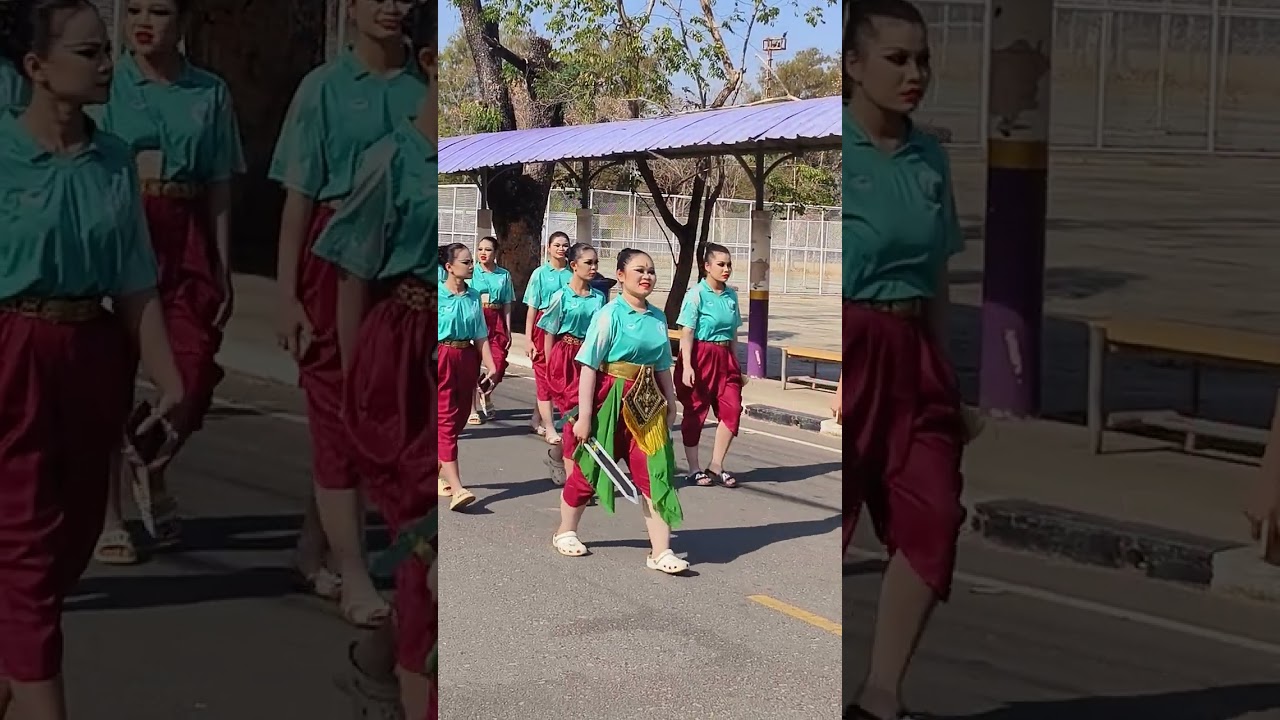 ขบวนพาเหรดกีฬาภายใน  ของคณะสีเขียว