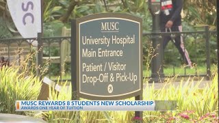 MUSC awards 8 students new scholarship