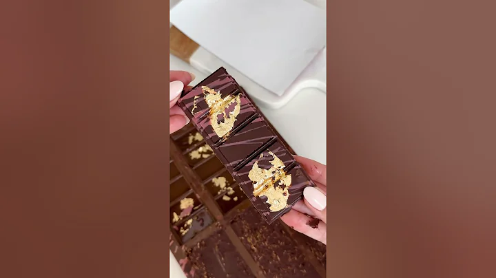 Dubai chocolate pt. 2🎀🥜🍫 #dubaichocolate #chocolateasmr #asmr #satisfying #chocolatebar #thatgirl