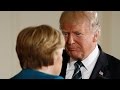 El frío encuentro entre Trump y Merkel copa titulares en Alemania