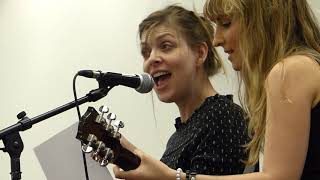 Amber Benson singing Under your Spell (CloudsCon - November 3rd, 2018 - Paris)