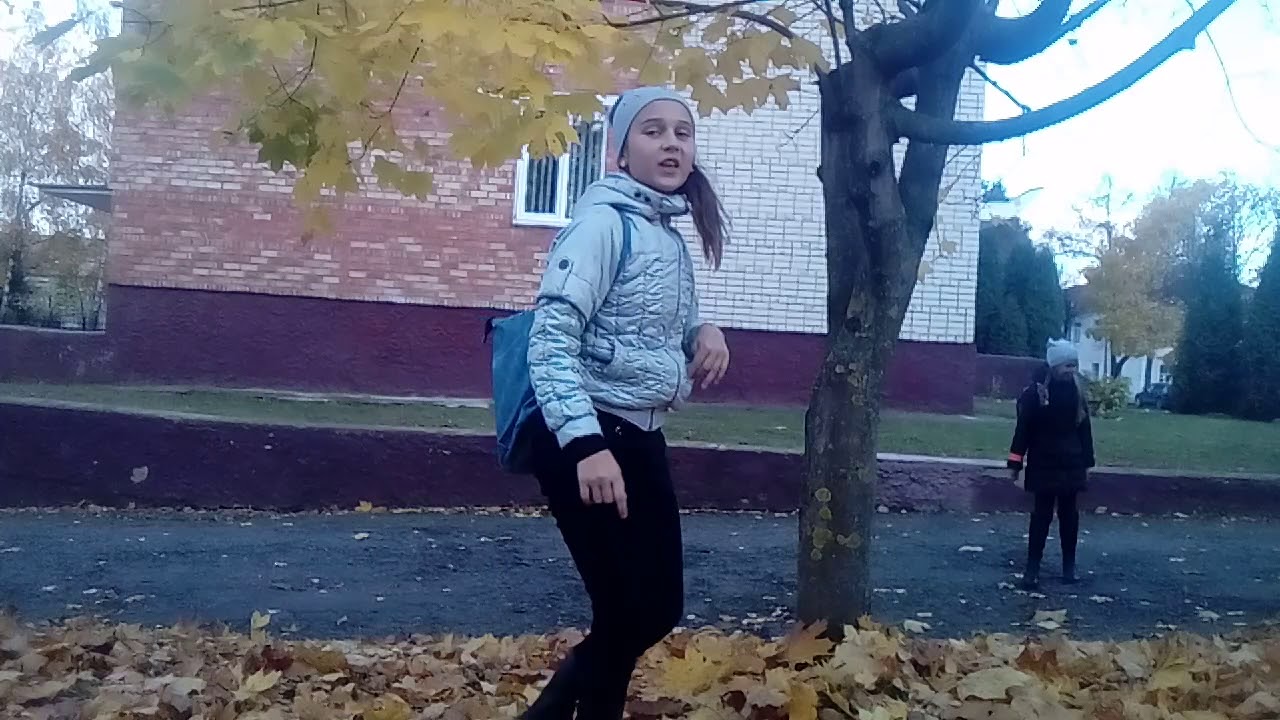 Песня маленькие дети нам хочется гулять слушать. Видео Дарьи Сергеевны мы маленькие дети нам хочется гулять.