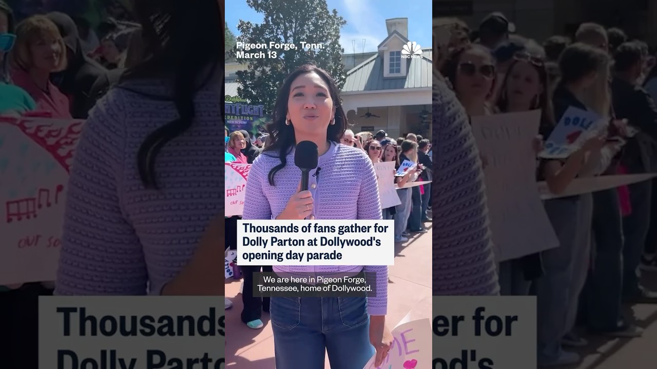 Thousands of fans gather for Dolly Parton at Dollywood’s opening day parade