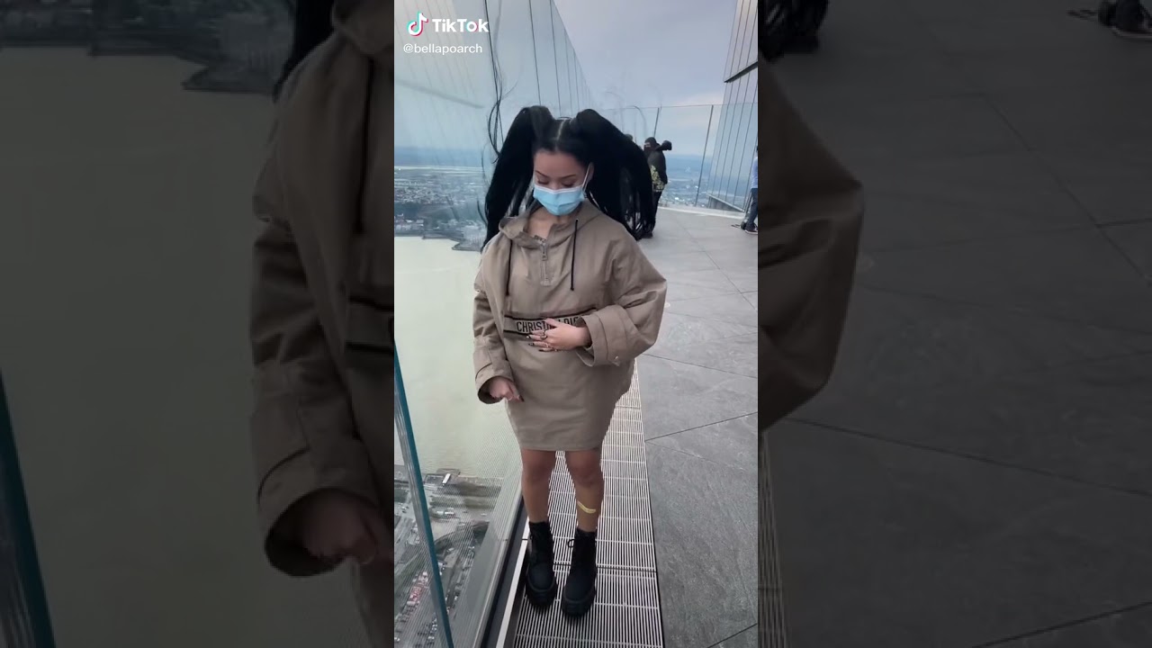 Bella Poach Tik Tok [JNH]