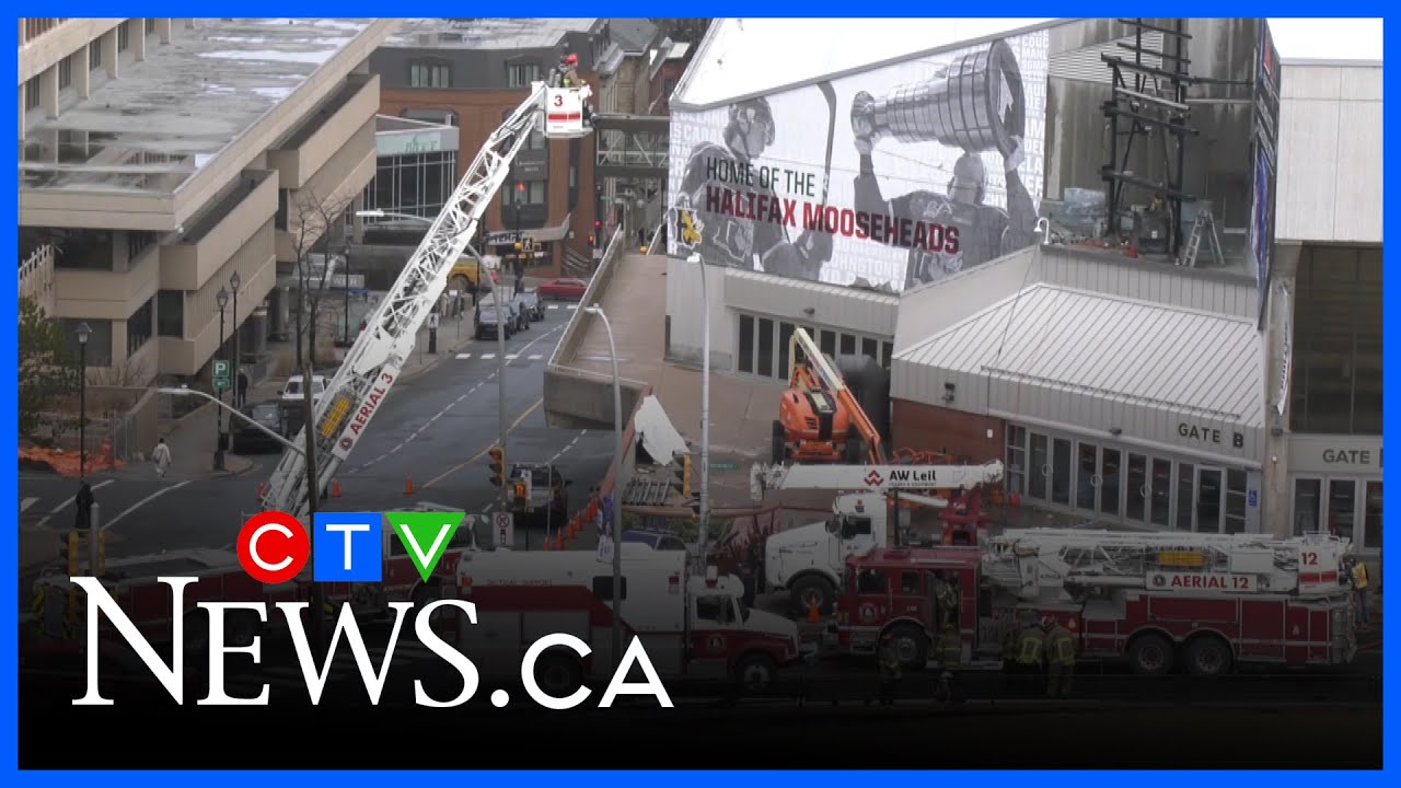 Fire at Scotiabank Centre in Halifax - YouTube
