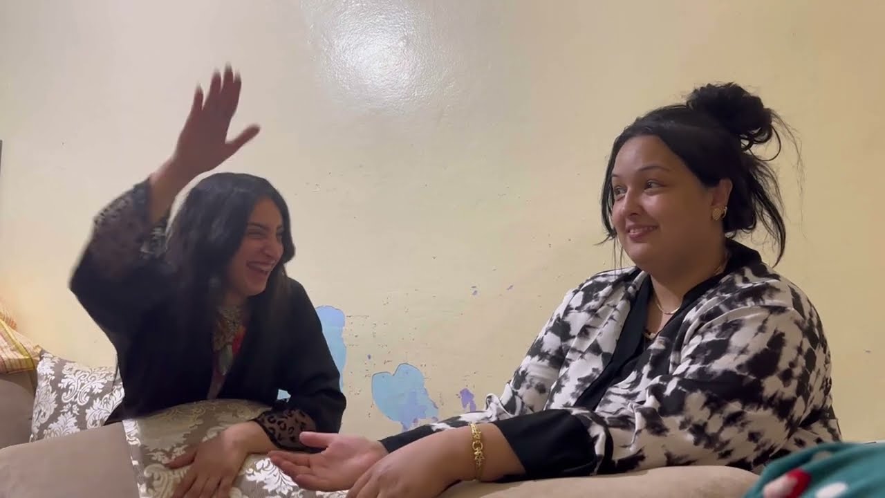 ناري يونس فدار حصلاتو صحبت إيمان 😡 مع شي بنت 💃القهوة ليوم طلاق تلات😡