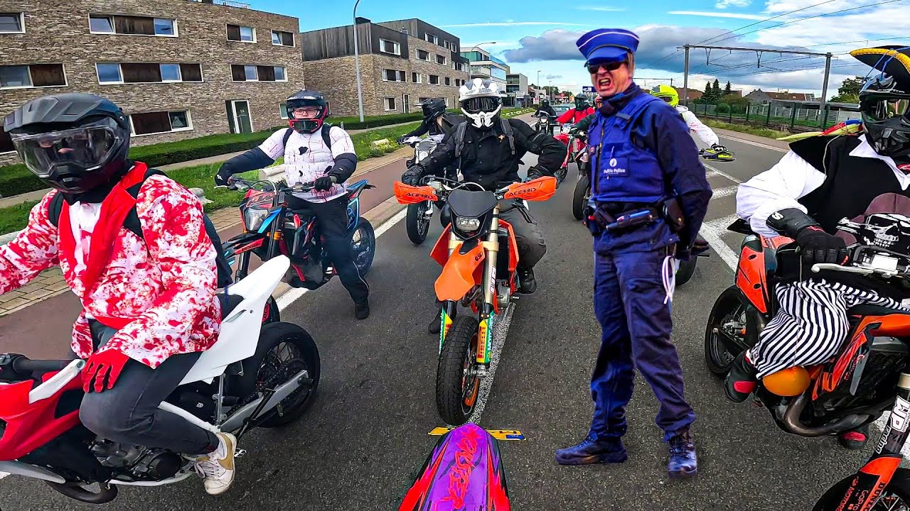 SUPERMOTO MEETING IS COMPLETE CHAOS!