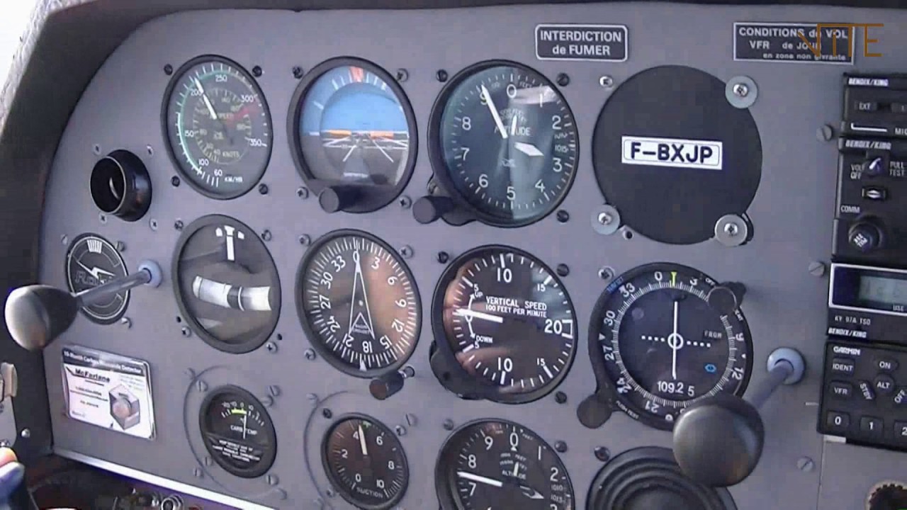 Survol Mont Saint Michel en Robin Regent DR400