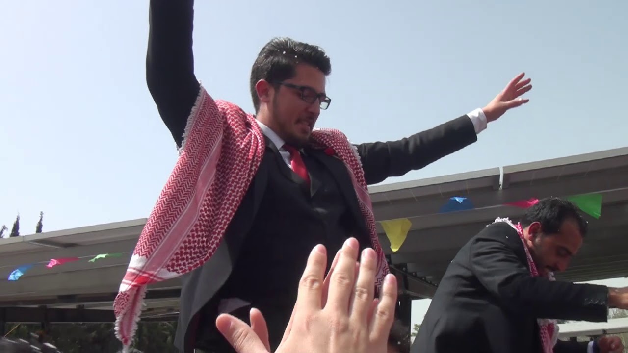 زفة شباب التمريض الجامعه الاردنيه الجزء 1