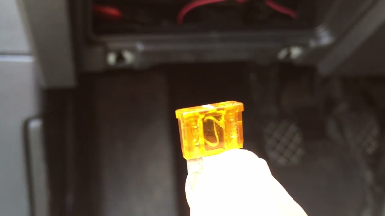 vw jetta license plate light
