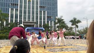 Crazy Crushes ( Khoa Du Lịch UEH )