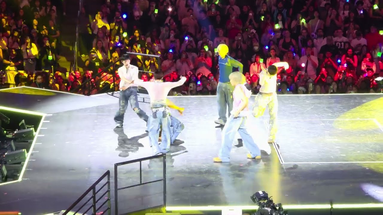 [FanCam] P1Harmony (피원하모니) - DUH! : KCON 08.01.25