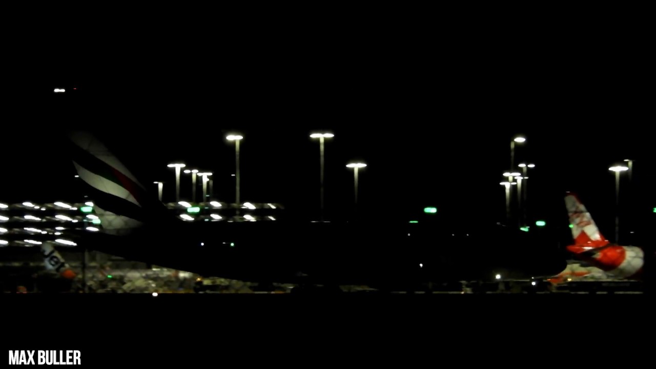 Stunning Night Arrivals And Departures Melbourne Airport Plane