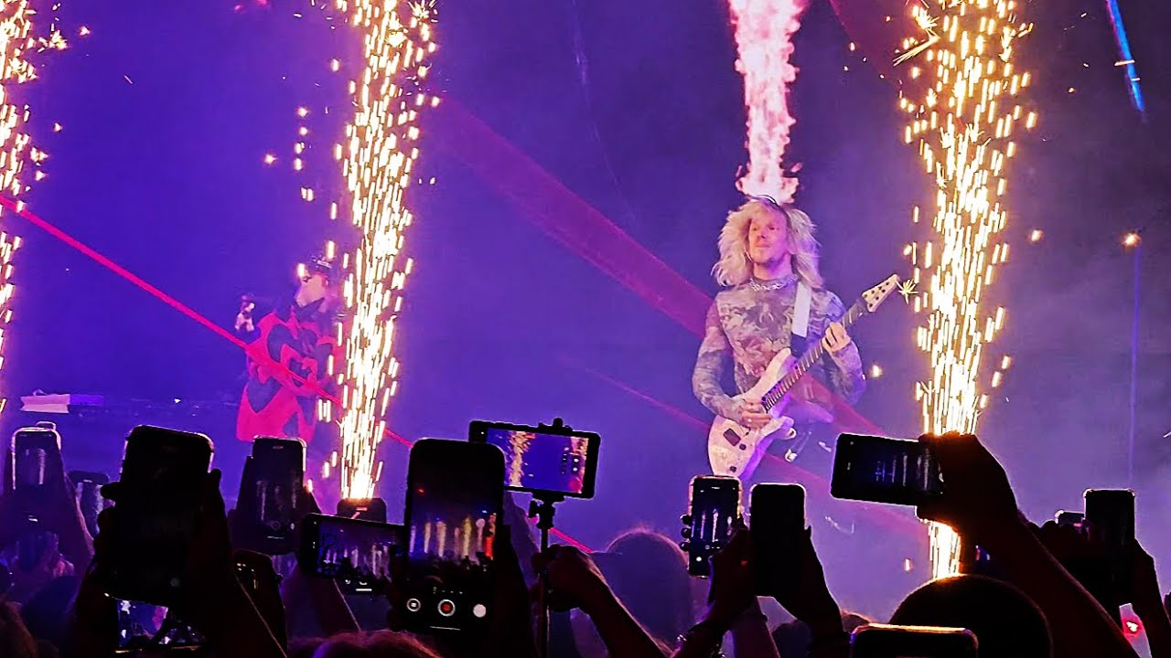 LIDA - ФОТО СО ЗВЕЗДОЙ | LIVE | МОСКВА | TAU | 25.05.2025 | 4K