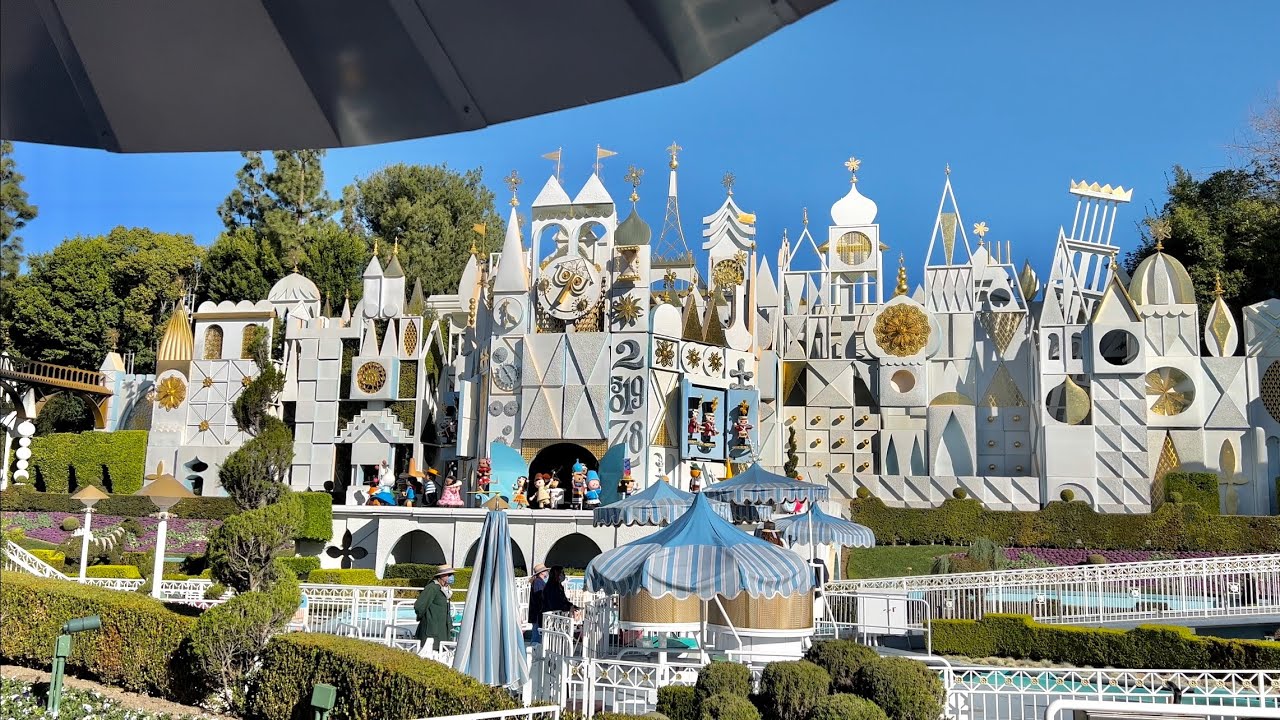 Clock parade audio fail “it’s a small world”