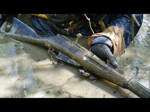 Склад оружия в болоте! Раскопки Второй мировой металлоискатель в деле  // Юрий Гагарин
