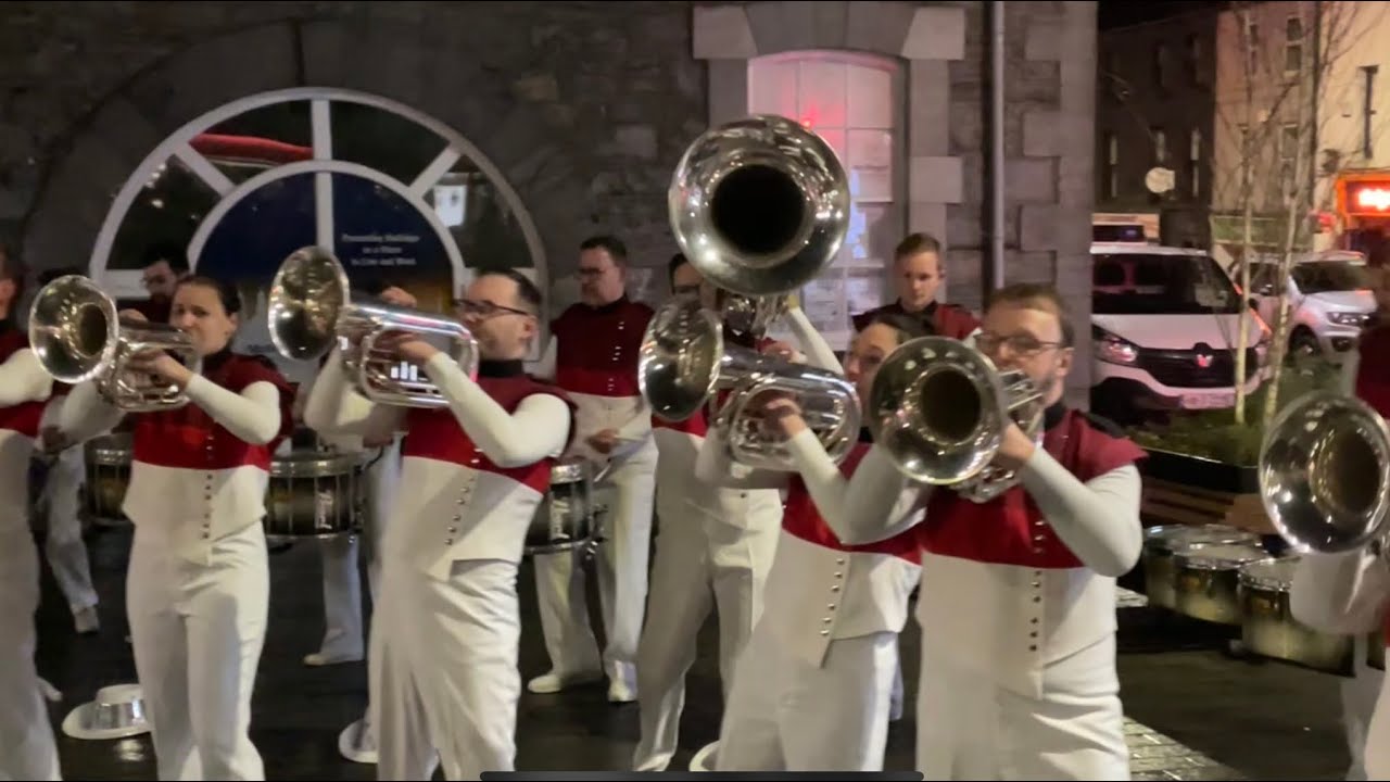 S52-MAMBO IN MULLINGAR