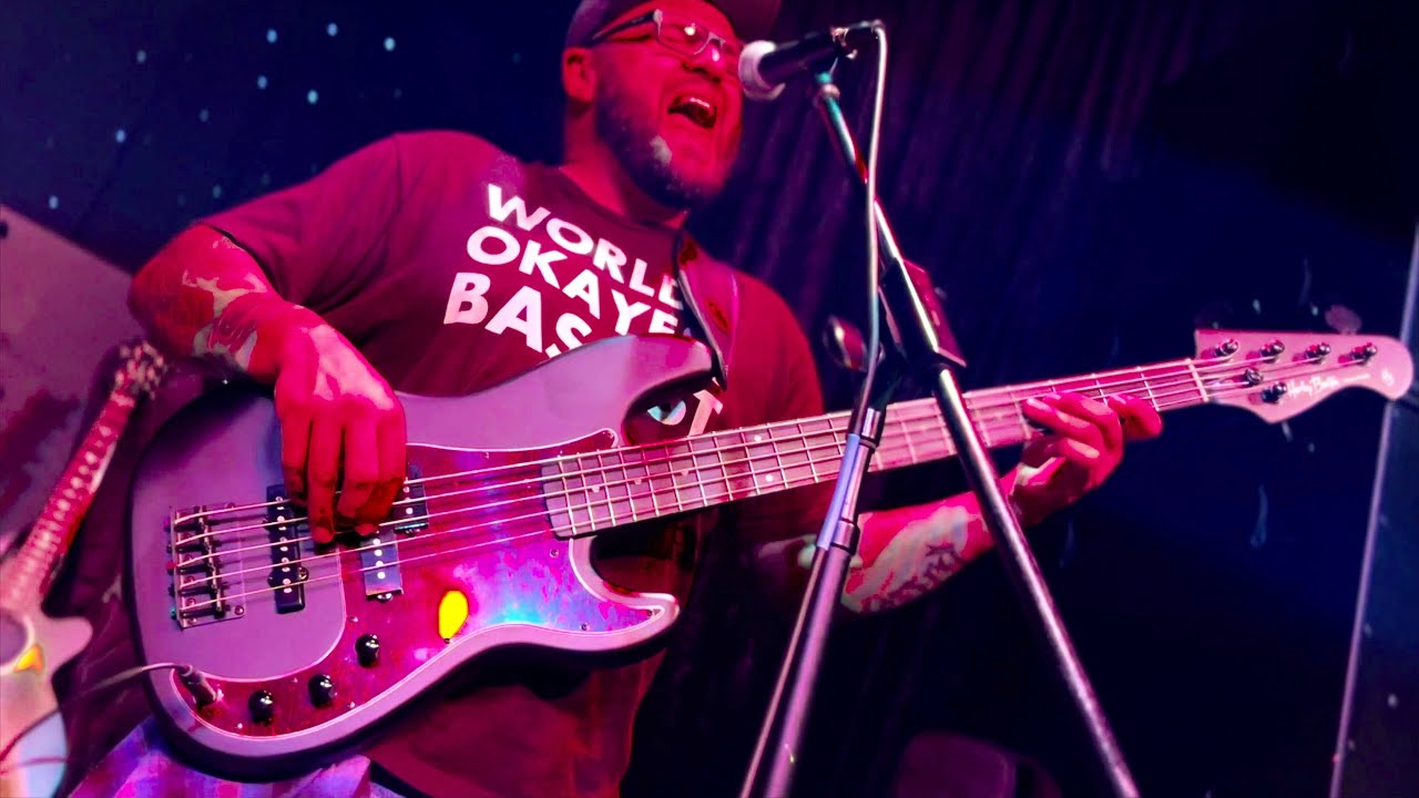 Out of the Box, Onto the Stage. Is Harley Benton Up for the Gig? // PJ-5 SBK Deluxe