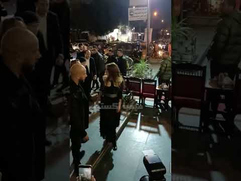 لحظة وصول العمده محمد رمضان وزينة عزاء والد ريم البارودي وموقف محترم من رمضان 