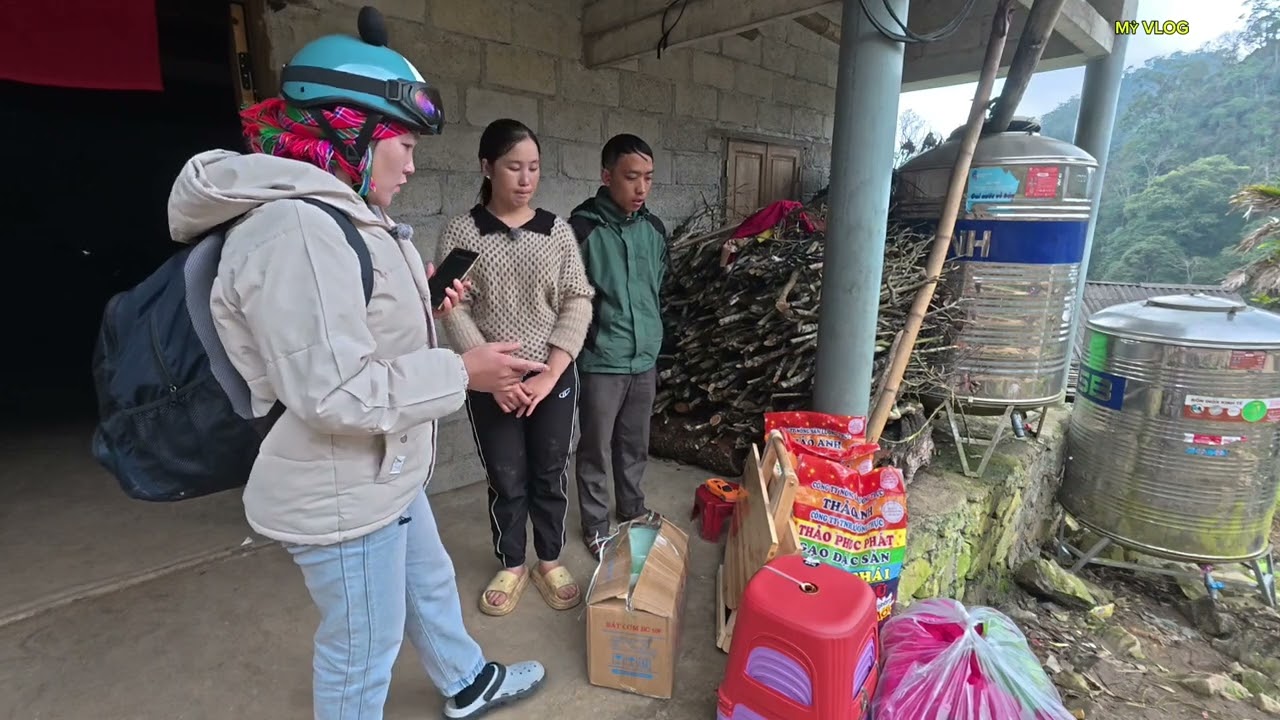 Vợ Chồng Em Ly Bất Ngờ Nhận Món Quà Đầu Năm Của Cô Chú H'mông Ở California | MỶ VLOG | 