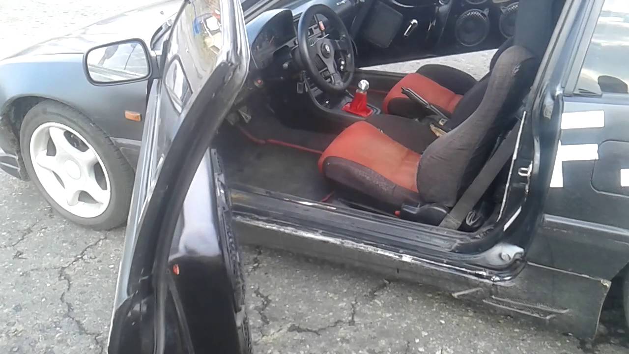 Звук спортивного авто Звук спортивного авто