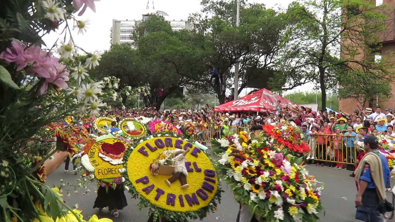 Desfile de silleteros Feria de las Flores, Medellín. YouTube