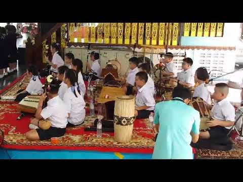 พิธีไหว้ครู วงไทยตัวกลม 2
