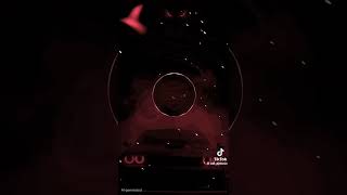 Gunakan Headsetmu/ besarkan volumenya/