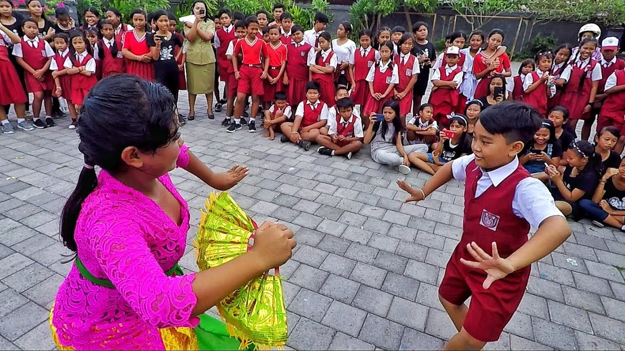 Tari Joged Bumbung Anak-anak SDN 15 Dangin Puri