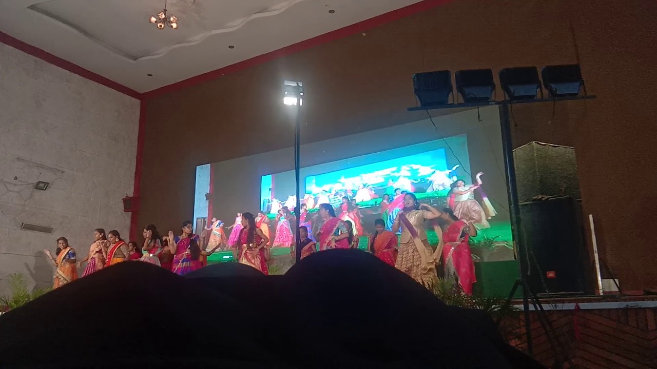 Narayana school farewell party 10th girls 2020 - YouTube
