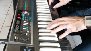 Korg Poly 800 "Reverse Keys" HD Sound - Rare - Analog Programmable Synth / Keytar - Fast demo