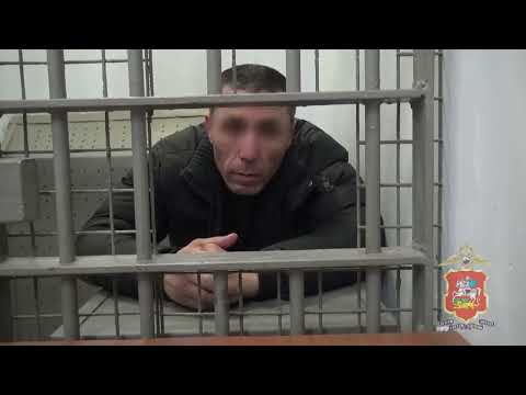 В подмосковном Дмитрове задержаны 3 грабителей, под угрозой похитившие у двух женщин 40 тысяч рублей