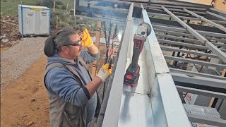 Çeli̇k Evde İşler Güçler