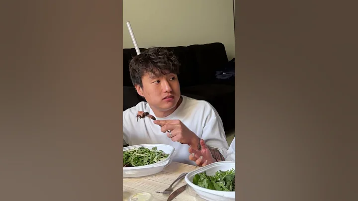 i think he got scared but he wasnt surprised 😂😂 #couple #couplecomedy #prank