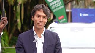 BYD by CFAO GM Nicolas Ruffier des Aimes, delivers hybrid fleet to SBM Bank &amp; Avenue Lease &amp; Rentals