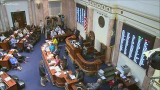 Kentucky lawmakers debate over special session powers