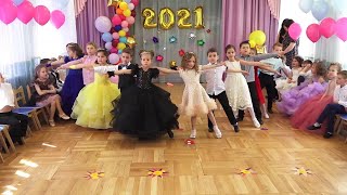 Танец  "Следуй за своей мечтой"  .  Выпускной бал. Старшая группа детсада № 160 г. Одесса 2021