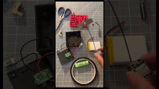 Solar mesh node build from a lawn light