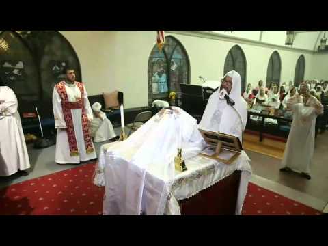 القداس كنيسه السيده العذراء والامير تادرس يقود الصلاه ابونا تادرس وابونا مكاري  9 12 15