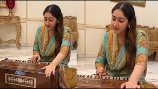 Sayesha Harmony Playing Super Video Sayesha Saigal Arya Harmony Playing Tollywood Nagar