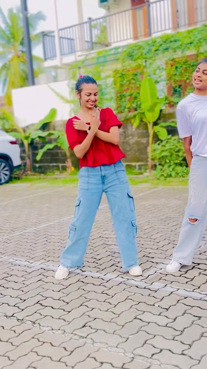 එයාල හරි ලස්සනට එක කර viral Dunce🥰💃  #dance #shorts #viral