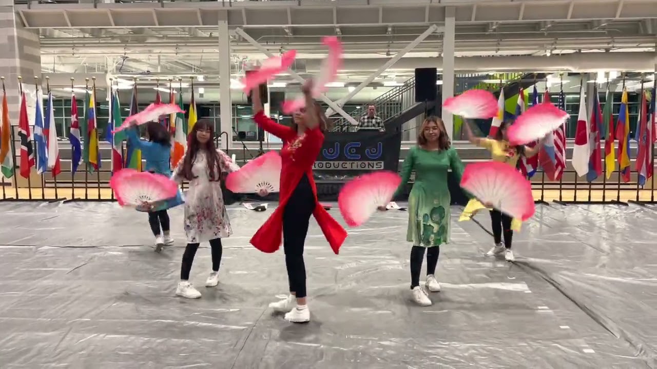 VSA 10/29/22 Culture Fest Fan Dance