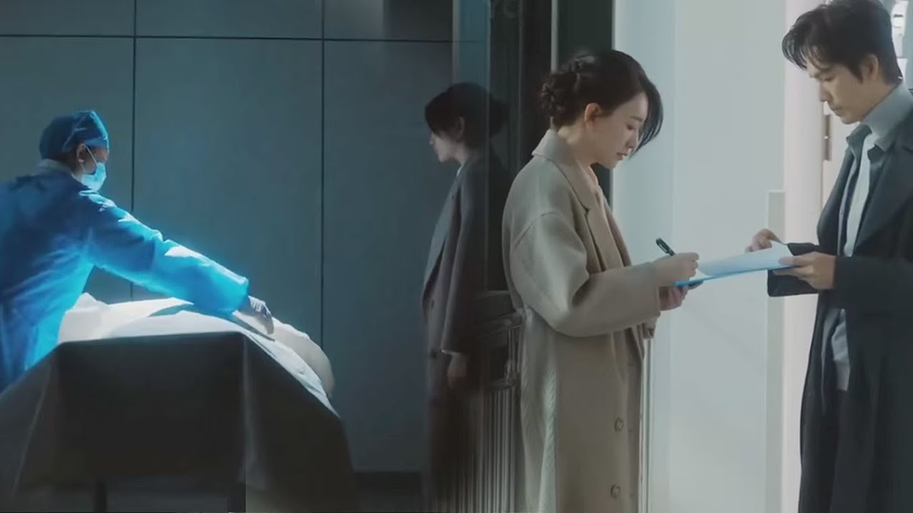 Муж Золушки умер, красивый доктор заботился о ней и утешал ее