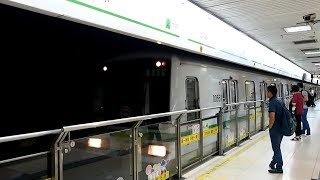 2017/09/13 【上海地下鉄】 02A01型 0209編成 竜陽路駅 | Shanghai Metro: 02A01 Series 0208 Set at Longyang Road