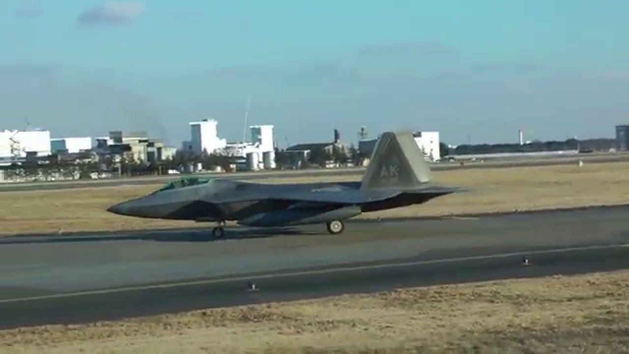 世界最強! 戦闘機 F-22ラプター 横田基地 離陸 yokota Raptor