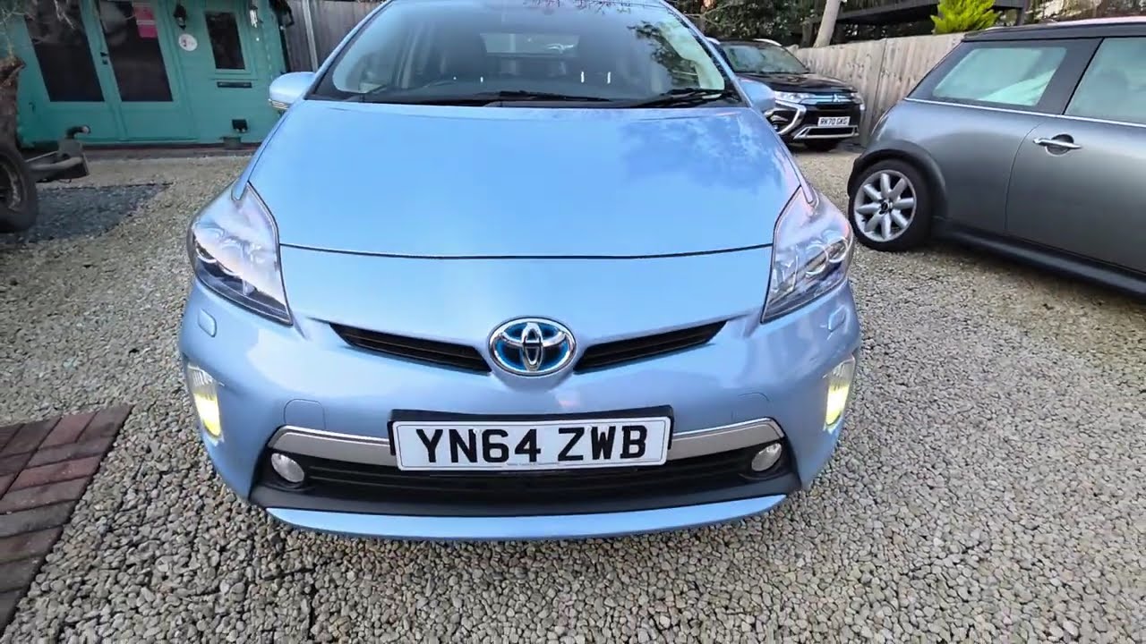 Toyota Prius 1.8 VVT-h CVT Euro 5 (s/s) 5dr