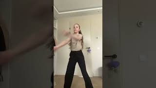 Ik kan het echt niet laten om het Koningsspelen liedje gewoon nog een keer te doen! 🧡🧡🧡 #viral